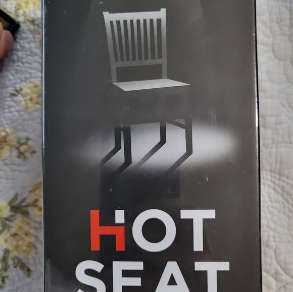 Hot seat the game - Picture 1 of 8